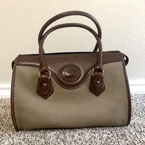DOONEY AND BOURKE ALL WEATHER LEATHER TWO TONE SATCHEL BFPM-04-143